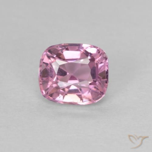 0.59ct Naturale Medium Light-Pink Spinello, Cuscino, VVS-VS