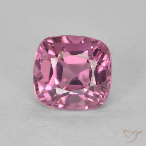 0.63ct Naturale Boysenberry Spinello, Cuscino, VS