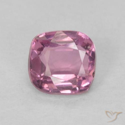 0.57ct Naturale Boysenberry Spinello, Cuscino, VS