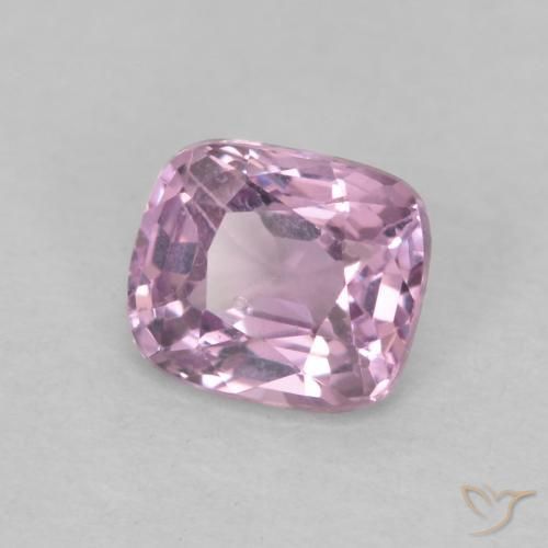 Spinello Viola molto chiaro naturale da 0.53 ct, Cuscino, VS