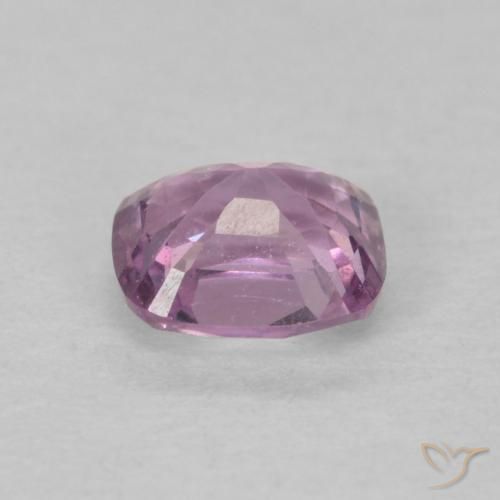 Spinello Viola molto chiaro naturale da 0.53 ct, Cuscino, VS