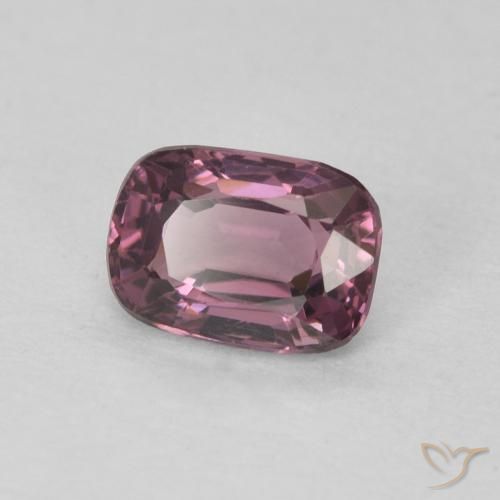 Spinello Viola rossastro scuro naturale da 0.58 ct, Cuscino, VVS