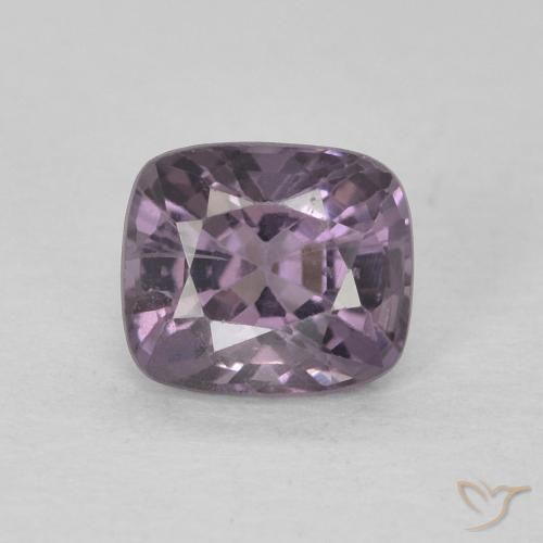 0.66ct Naturale Viola medio Spinello, Cuscino, VS