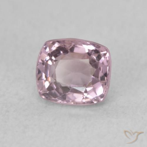 Spinello Viola chiaro naturale da 0.56 ct, Cuscino, VVS