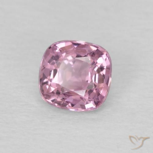 Spinello Viola-Rosa naturale da 0.64 ct, Cuscino, VVS-VS