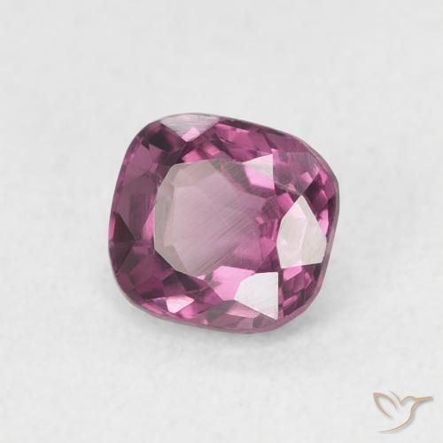 Spinello Viola scuro naturale da 0.64 ct, Cuscino, VVS-VS