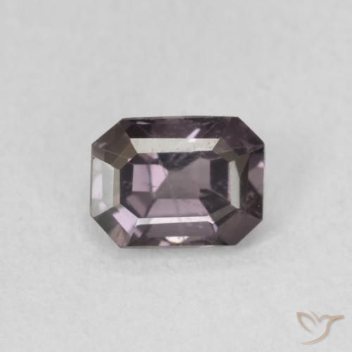 0.58ct Naturale Dark Grey Purple Spinello, Taglio smeraldo, VVS-VS