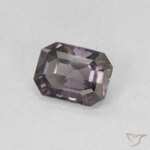 Spinello Dark Grey Purple naturale da 0.58 ct, Ottagonale / Taglio smeraldo, VVS-VS