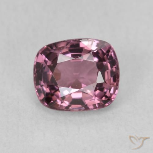 Spinello Medium Dark-Purple naturale da 1.05 ct, Cuscino, VVS-VS
