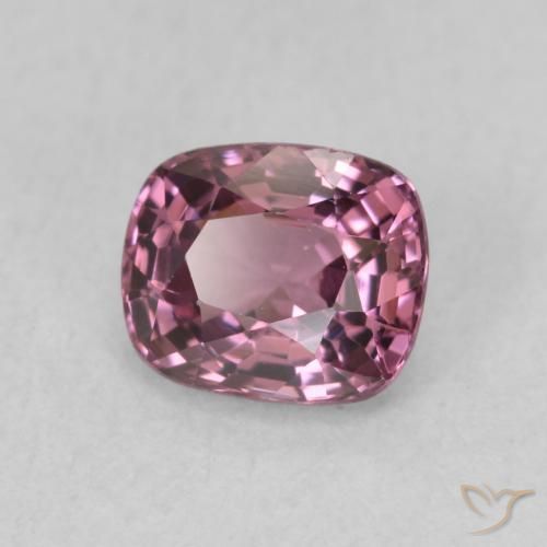 Spinello Medium Dark-Purple naturale da 1.05 ct, Cuscino, VVS-VS