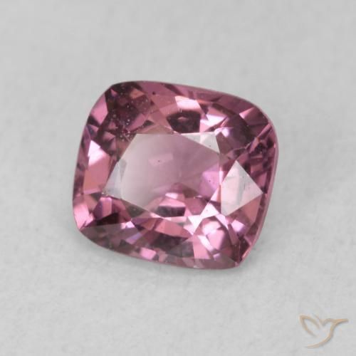 Spinello Viola medio naturale da 0.82 ct, Cuscino, VS