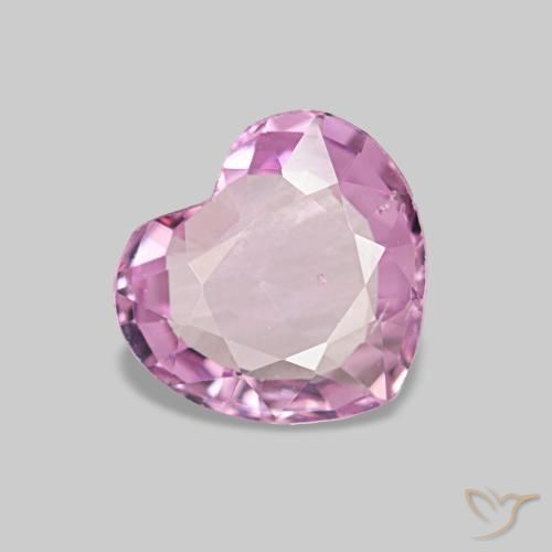 Spinello naturale rosa da 0,78 ct, a forma di cuore, VS