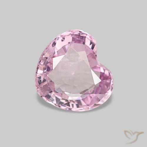 Spinello naturale rosa da 0,65 ct, a forma di cuore, VS