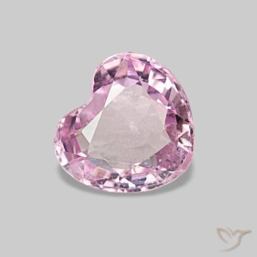 Spinello naturale rosa da 0,65 ct, a forma di cuore, VS