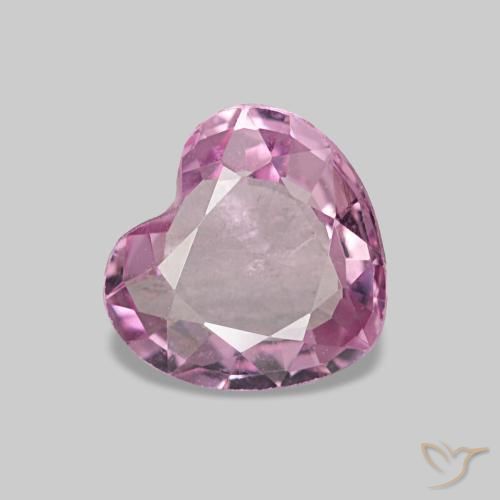 Spinello naturale rosa da 0,65 ct, a forma di cuore, VVS-VS