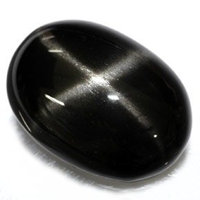 Diopside stellato naturale nero da 26,40 ct, taglio ovale, opaco
