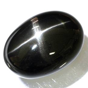 Diopside stellato naturale nero da 48,47 ct, taglio ovale, opaco