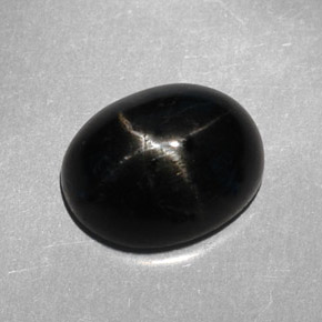 Diopside stellato naturale nero da 3,95 ct, taglio ovale, opaco