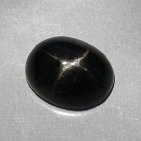 Diopside stellato naturale nero da 3,95 ct, taglio ovale, opaco