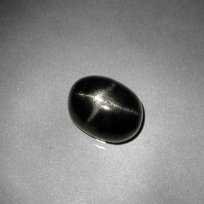 Diopside stellato naturale nero da 2,38 ct, taglio ovale, opaco