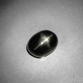 Diopside stellato naturale nero da 2,38 ct, taglio ovale, opaco
