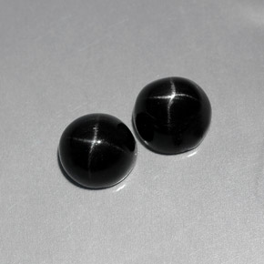 Diopside stellato naturale nero da  ct, taglio rotondo, opaco