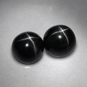 Diopside stellato naturale nero da  ct, taglio rotondo, opaco