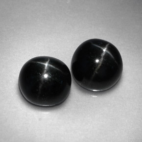 Diopside stellato naturale nero da  ct, taglio rotondo, opaco