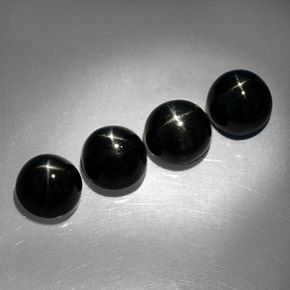 Diopside stellato naturale nero da  ct, taglio rotondo, opaco