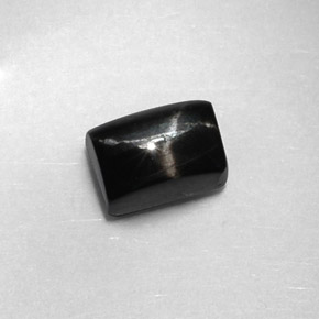 Diopside stellato naturale nero da 1,89 ct, baguette, opaco