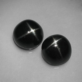 Diopside stellato naturale nero da  ct, taglio rotondo, opaco