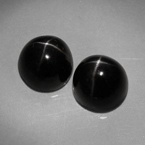 Diopside stellato naturale nero da  ct, taglio rotondo, opaco
