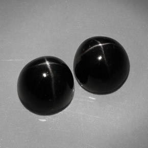 Diopside stellato naturale nero da  ct, taglio rotondo, opaco