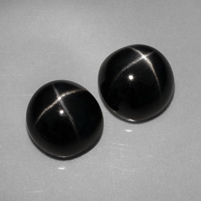 Diopside stellato naturale nero da  ct, taglio rotondo, opaco