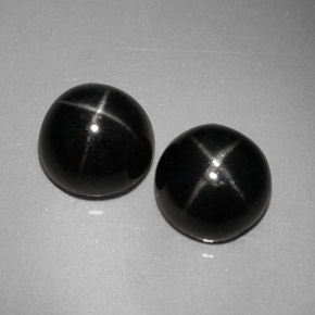 Diopside stellato naturale nero da  ct, taglio rotondo, opaco