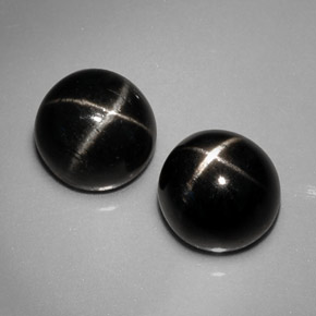 Diopside stellato naturale nero da  ct, taglio rotondo, opaco