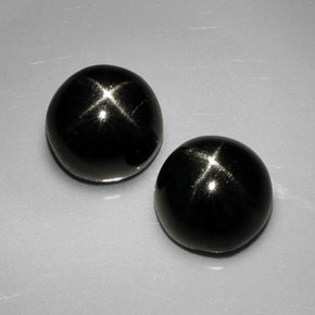 Diopside stellato naturale nero da  ct, taglio rotondo, opaco