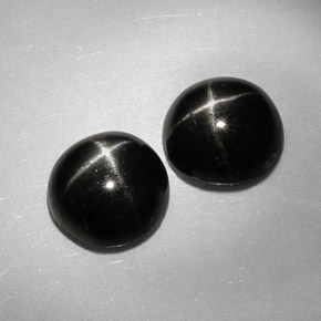 Diopside stellato naturale nero da  ct, taglio rotondo, opaco