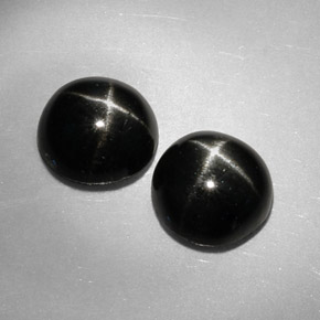 Diopside stellato naturale nero da  ct, taglio rotondo, opaco