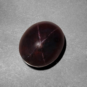 Granato stellato naturale rosso da 9,49 ct, taglio ovale, opaco