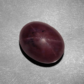 Granato stellato naturale rosso da 9,38 ct, taglio ovale, opaco