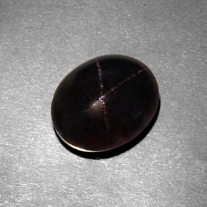 Granato stellato naturale nero da 7,21 ct, taglio ovale, opaco