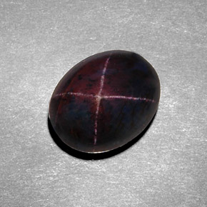 Granato stellato naturale nero da 8,98 ct, taglio ovale, opaco