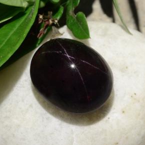 Granato stellato naturale nero da 31,18 ct, taglio ovale, opaco