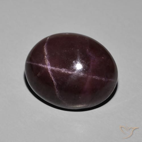 Granato stellato Rosso scuro naturale da 25.50 ct, Taglio ovale, Opaco