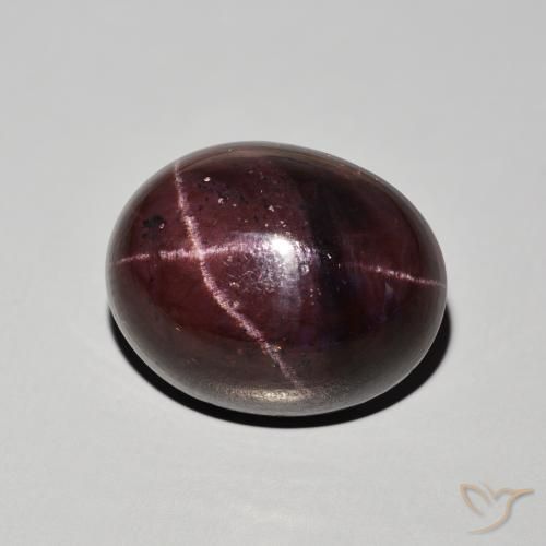 Granato stellato Rosso scuro naturale da 27.66 ct, Ovale, Opaco