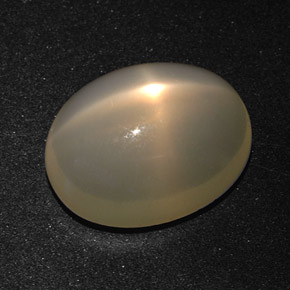 Pietra di luna stellata naturale crema da 10,01 ct, taglio ovale, traslucido