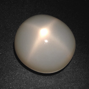 Pietra di luna stellata Color crema naturale da 19.72 ct, Taglio ovale, Traslucido
