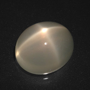 Pietra di luna stellata Color crema naturale da 5.45 ct, Taglio ovale, Traslucido