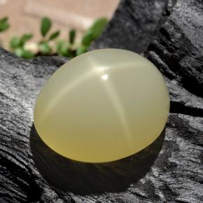 Pietra di luna stellata naturale crema da 17,55 ct, taglio ovale, traslucido